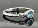 RING AUS 925/- SILBER RHOD. MIT MIT "SANTA MARIA" AQUAMARIN & ZIRKON (ges.ca. 0,49 ct.)