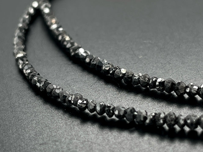 COLLIER 375/- GELBGOLD MIT DIAMANTEN BEH. SCHWARZ