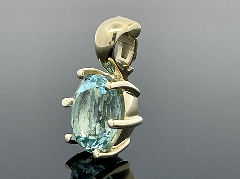 CLIP ANHÄNGER AUS 585/- GELBGOLD MIT SANTA MARIA AQUAMARIN