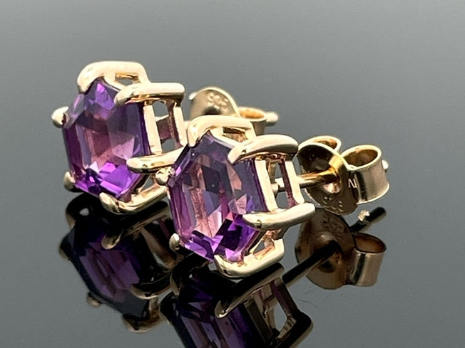 OHRSTECKER AUS 925/- SILBER VERGOLDET MIT AMETHYST