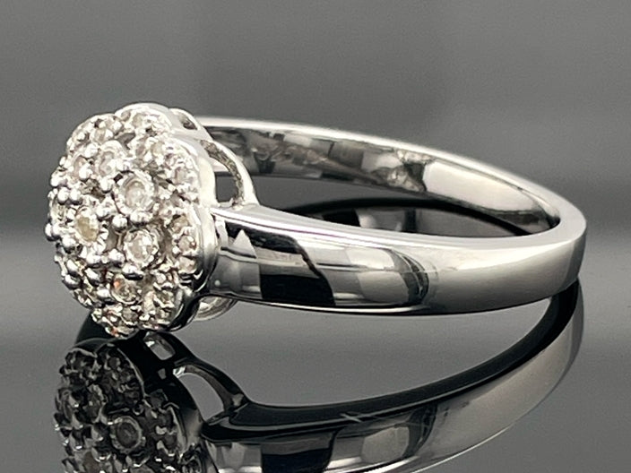 RING AUS 925/- SILBER RHODINIERT MIT DIAMANTEN (GES. CA. 0,15 ct.)