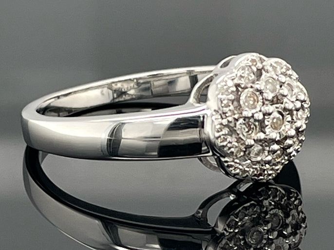 RING AUS 925/- SILBER RHODINIERT MIT DIAMANTEN (GES. CA. 0,15 ct.)