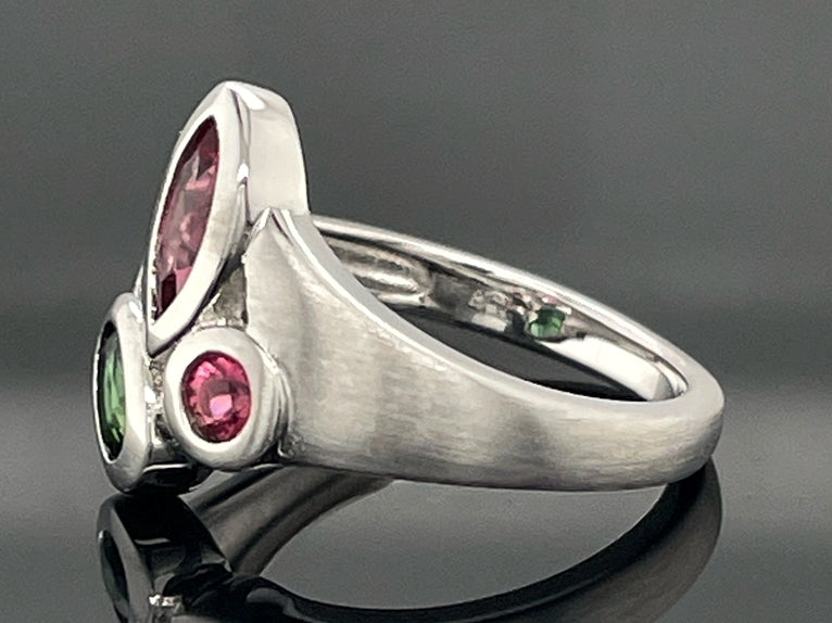RING GR. 16 (50) AUS 925/- SILBER RHODINIERT MIT RUBELLIT & TURMALIN