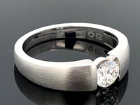 RING AUS 950/- PLATIN mit Brillant (ca. 0,5 ct.)