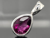 CLIP ANHÄNGER AUS 925/- SILBER RHODINIERT MIT FLUORIT ( ca. 5,0 ct.)