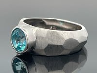 RING AUS 925/- SILBER RHODINIERT MIT TOPAS (BEH.) PARAIBAFARBEN (CA. 0,9 ct.)