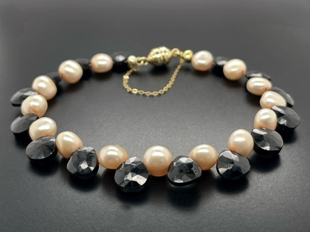 ARMBAND 375/- GELBGOLD MIT SPINELL BEH. & SÜßWASSERZUCHTPERLE BEH.