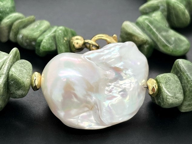 COLLIER 375/- GELBGOLD MIT CHROMDIOPSID & SÜßWASSERZUCHTPERLE