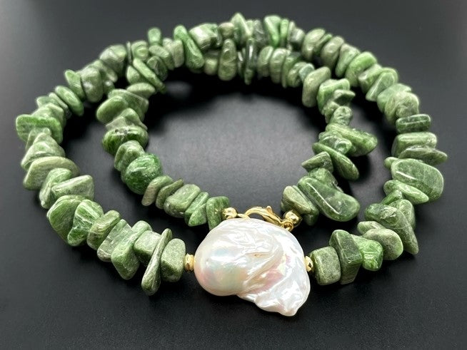 COLLIER 375/- GELBGOLD MIT CHROMDIOPSID & SÜßWASSERZUCHTPERLE