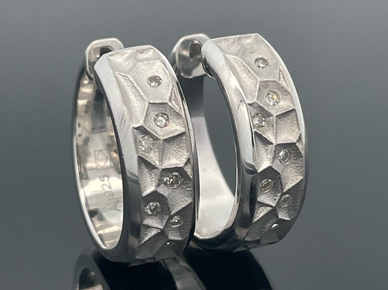 CREOLEN AUS 925/- SILBER RHODINIERT MIT  DIAMANTEN (GES. CA. 0,10 ct.)