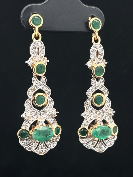 OHRSTECKER AUS 925/- SILBER VERGOLDET MIT SMARAGD & ZIRKON