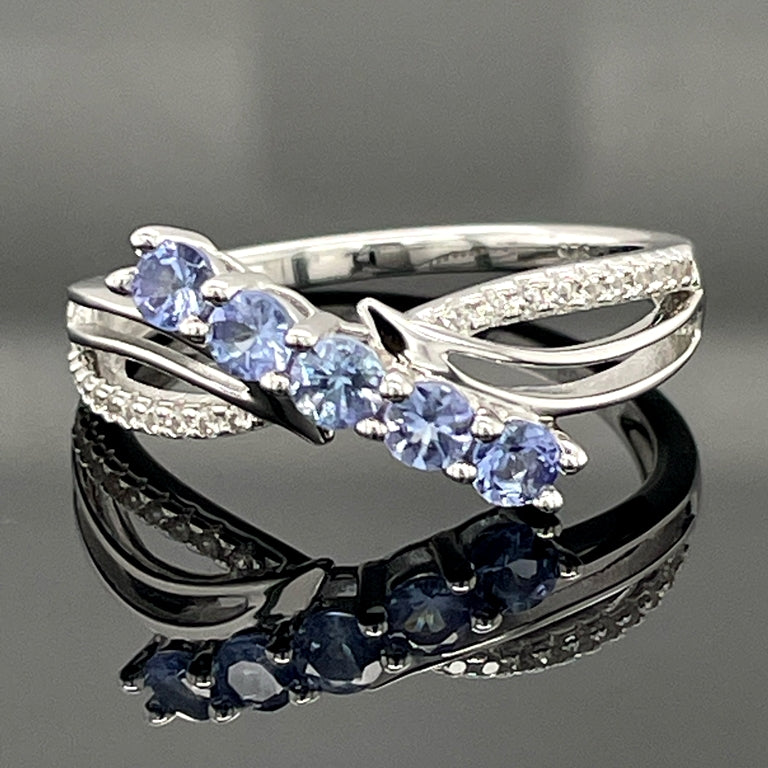 RING AUS 925/- SILBER RHODINIERT MIT TANSANIT & ZIRKON