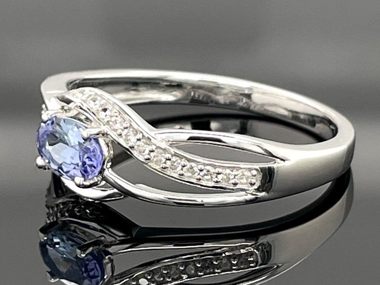 RING AUS 925/- SILBER RHODINIERT MIT TANSANIT AA & ZIRKON