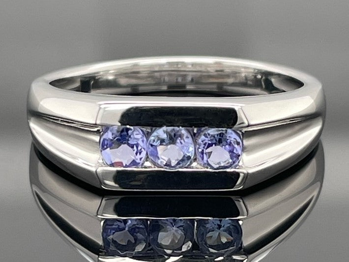 RING AUS 925/- SILBER RHODINIERT MIT TANSANIT AA
