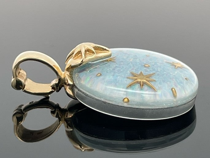 ANHÄNGER AUS 375/- GELBGOLD mit Opaltriplette (ca. 19,55 ct.)