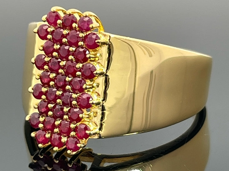 RING AUS 925/- SILBER VERGOLDET MIT RUBIN