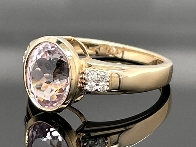 RING AUS 375/- GELBGOLD MIT KUNZIT & ZIRKON