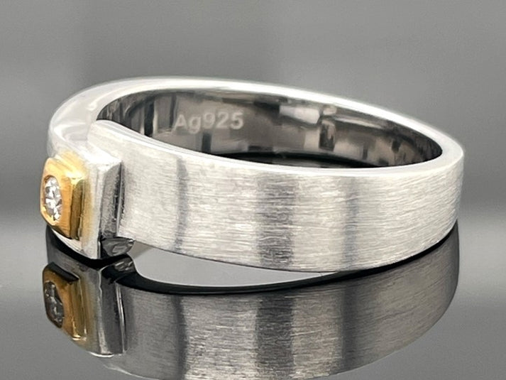 RING AUS 925/- SILBER & 585/- GELBGOLD MIT BRILLANTEN ( GES.CA.0,05 ct.)