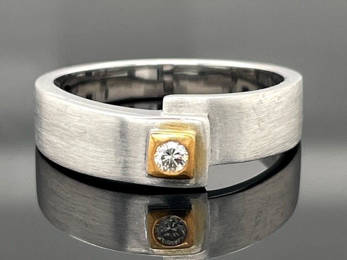 RING AUS 925/- SILBER & 585/- GELBGOLD MIT BRILLANTEN ( GES.CA.0,05 ct.)