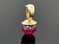 CLIPANHÄNGER AUS 375/- GELBGOLD MIT RUBIN BEH. (CA.5,00 ct.)