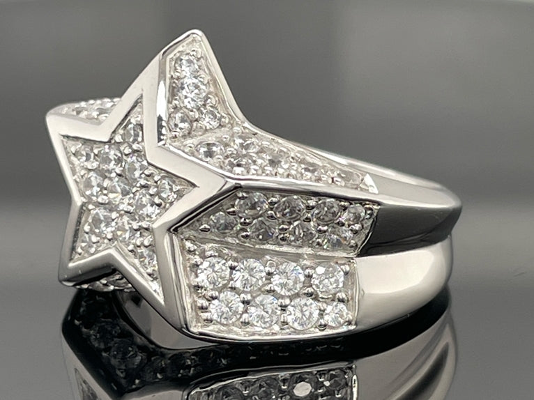 RING AUS 925/- SILBER RHODINIERT MIT ZIRKONIA