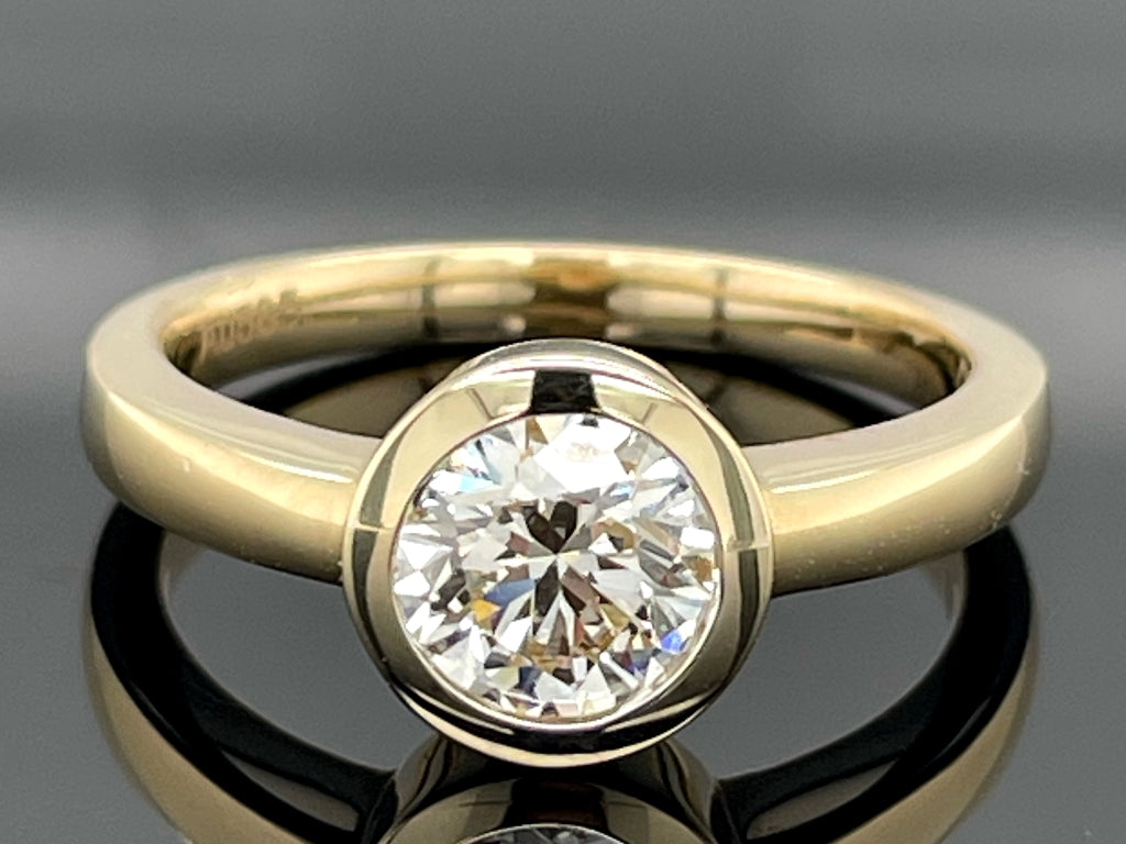 RING AUS 585/- GELBGOLD mit Brillant (ca. 1,2 ct.)