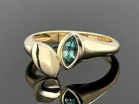 RING AUS 375/- GELBGOLD MIT ALEXANDRIT (CA. 0,19 ct.)