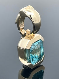 ANHÄNGER AUS 375/- GELBGOLD mit Zirkon (ca. 1,5 ct.)