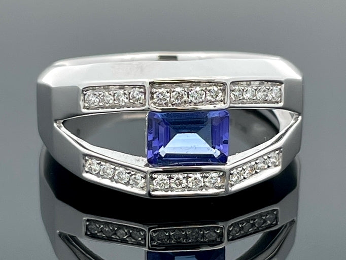 RING AUS 585/- WEIßGOLD mit Tansanit und Brillanten (ca. 1,29 ct.)