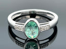 RING GR. 17 (54) AUS 950/- PLATIN mit Smaragd und Diamant