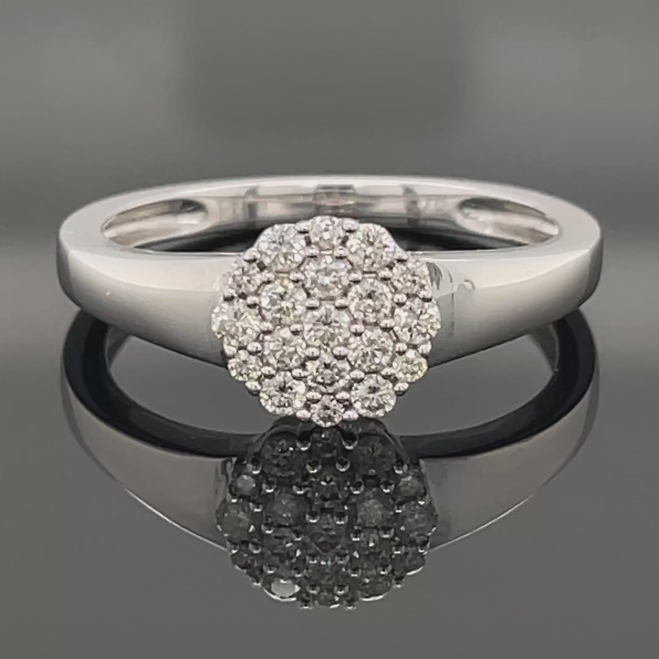 RING AUS 375/- WEIßGOLD MIT BRILLANTEN  (GES. CA. 0,30 ct.)