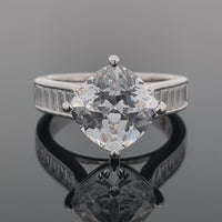 RING AUS 925/- SILBER RHODINIERT MIT ZIRKONIA