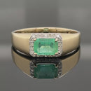 RING AUS 585/-GELBGOLD MIT SMARAGD & DIAMANTEN ( GES.CA.1,10 ct.)