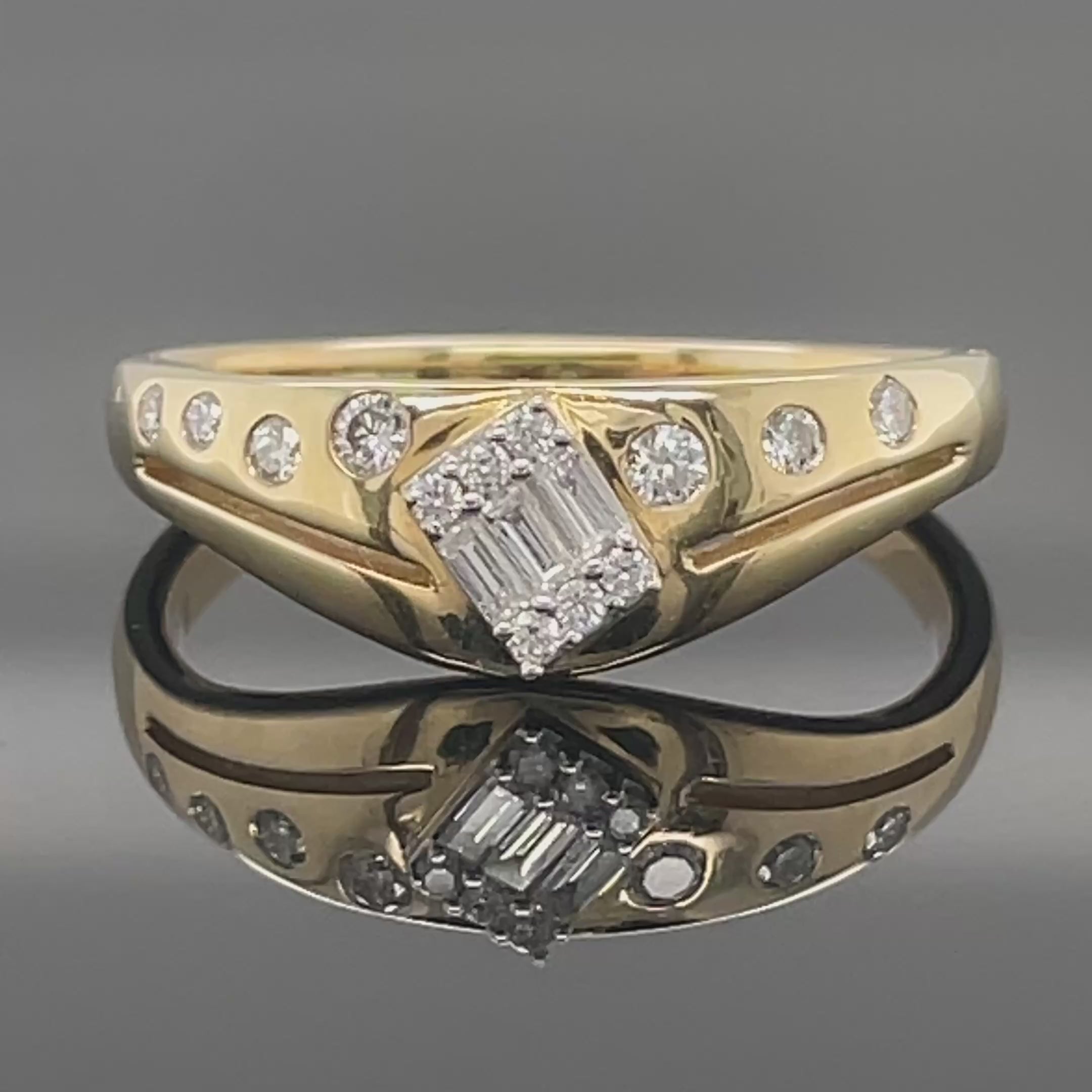 RING AUS 375/- GELBGOLD MIT DIAMANTEN (GES. CA. 0,25 ct.)