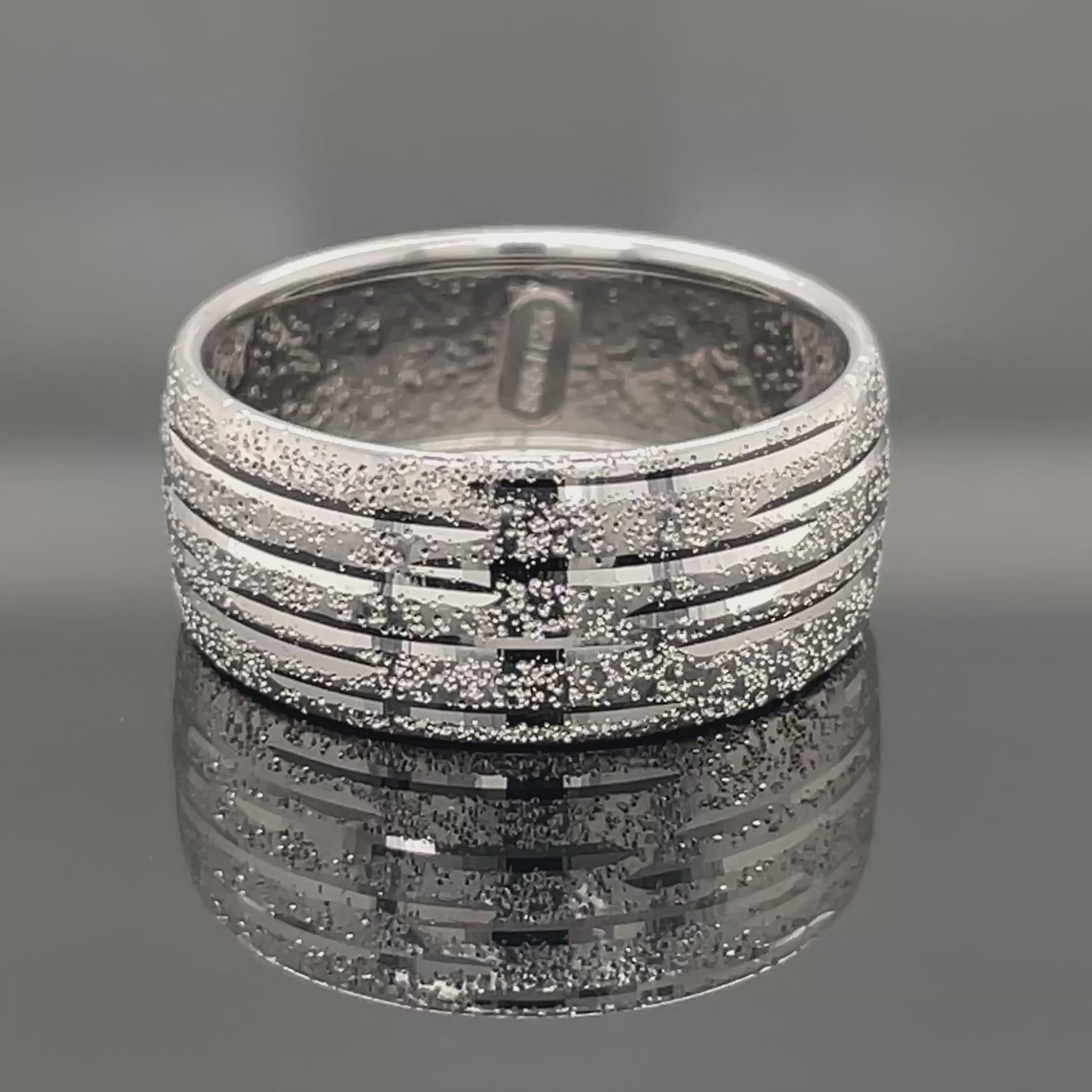 RING AUS 585/- WEIßGOLD DIAMANTIERT