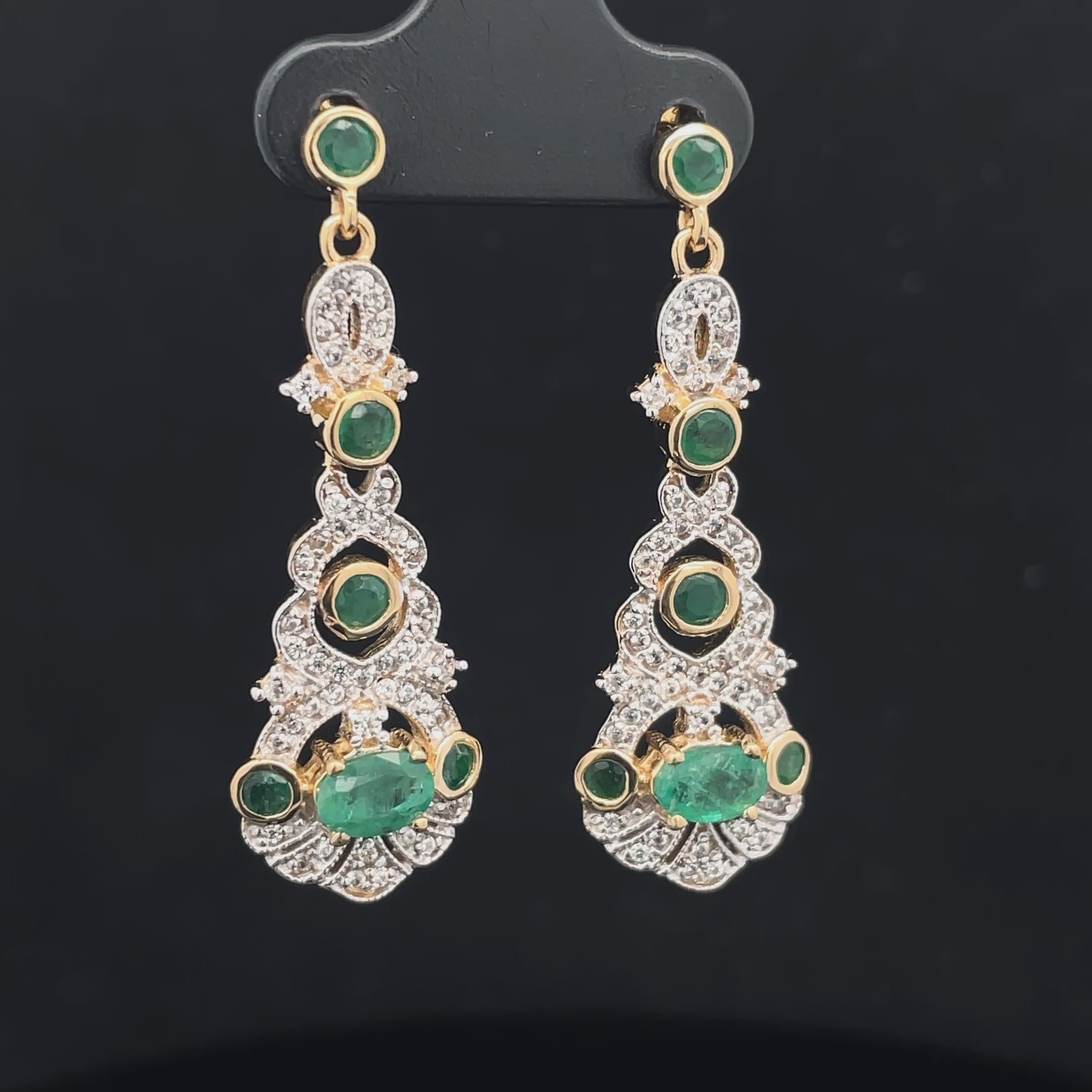 OHRSTECKER AUS 925/- SILBER VERGOLDET MIT SMARAGD & ZIRKON