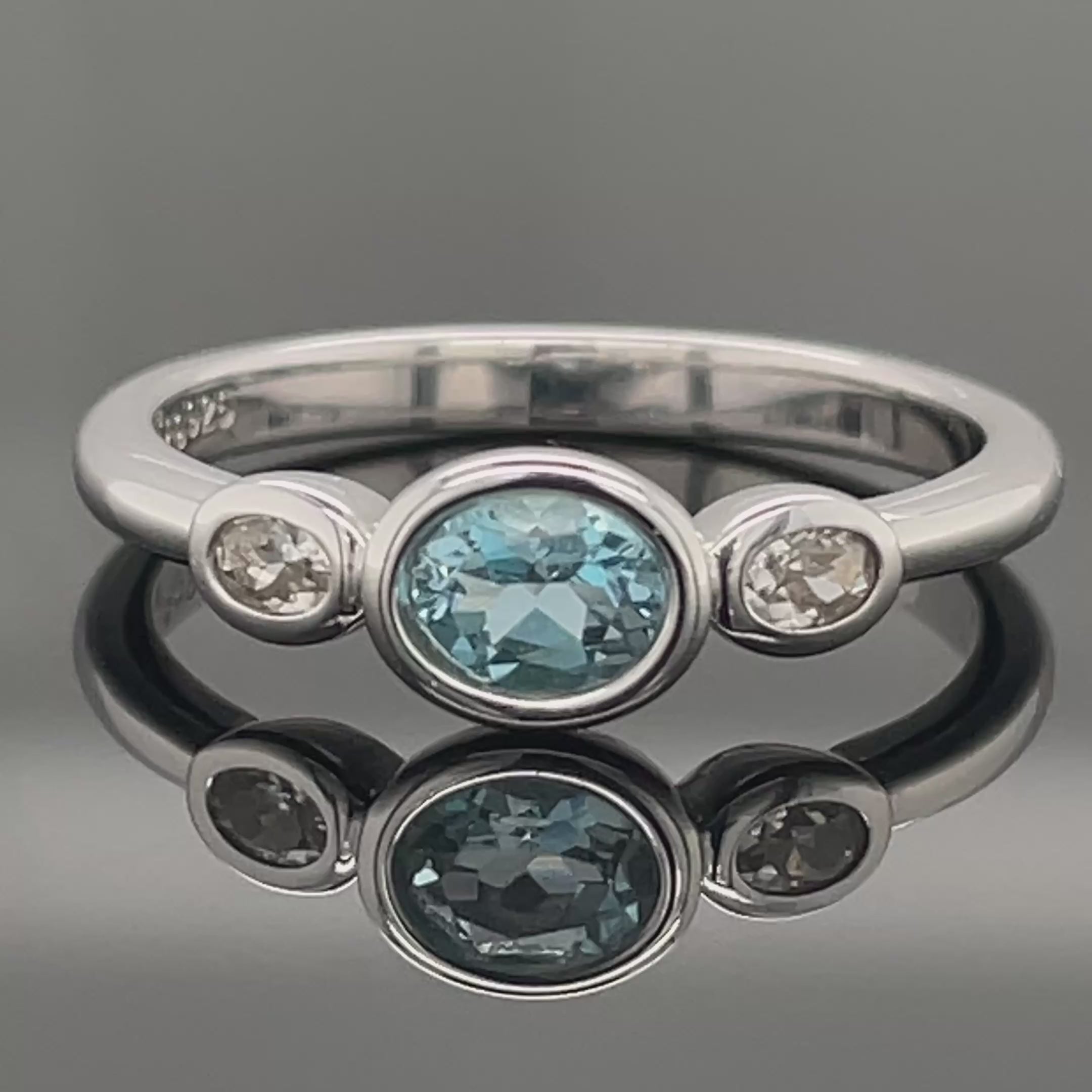 RING AUS 925/- SILBER RHOD. MIT MIT "SANTA MARIA" AQUAMARIN & ZIRKON (ges.ca. 0,49 ct.)
