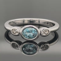 RING AUS 925/- SILBER RHOD. MIT MIT "SANTA MARIA" AQUAMARIN & ZIRKON (ges.ca. 0,49 ct.)