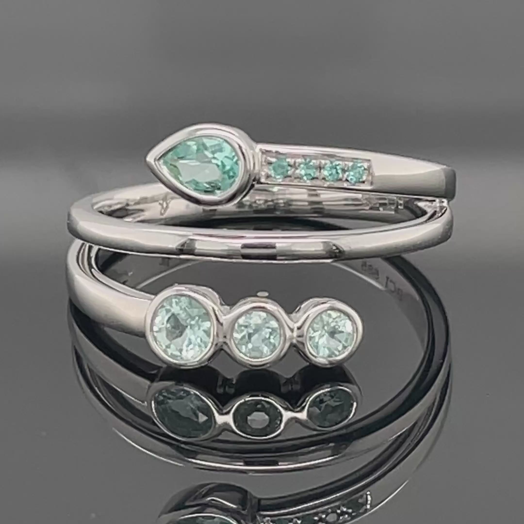 RING GR.17 (53) AUS 585/- WEIßGOLD MIT PARAIBA-TURMALIN (GES. CA.0,340 ct.)