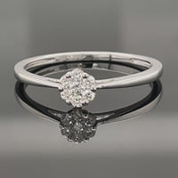 RING AUS 585/- WEIßGOLD MIT BRILLANTEN ( GES. CA.0,11 ct.)