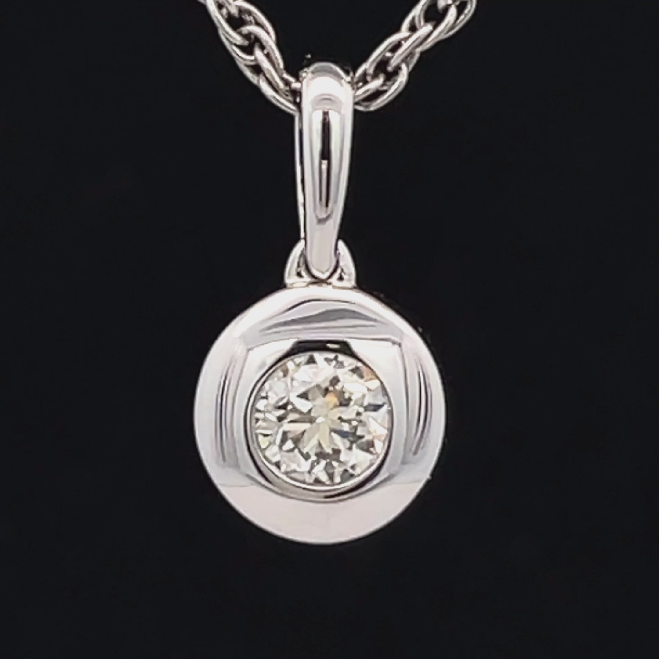 ANHÄNGER AUS 585/- WEISSGOLD mit Brillant (ca. 0,30 ct.)