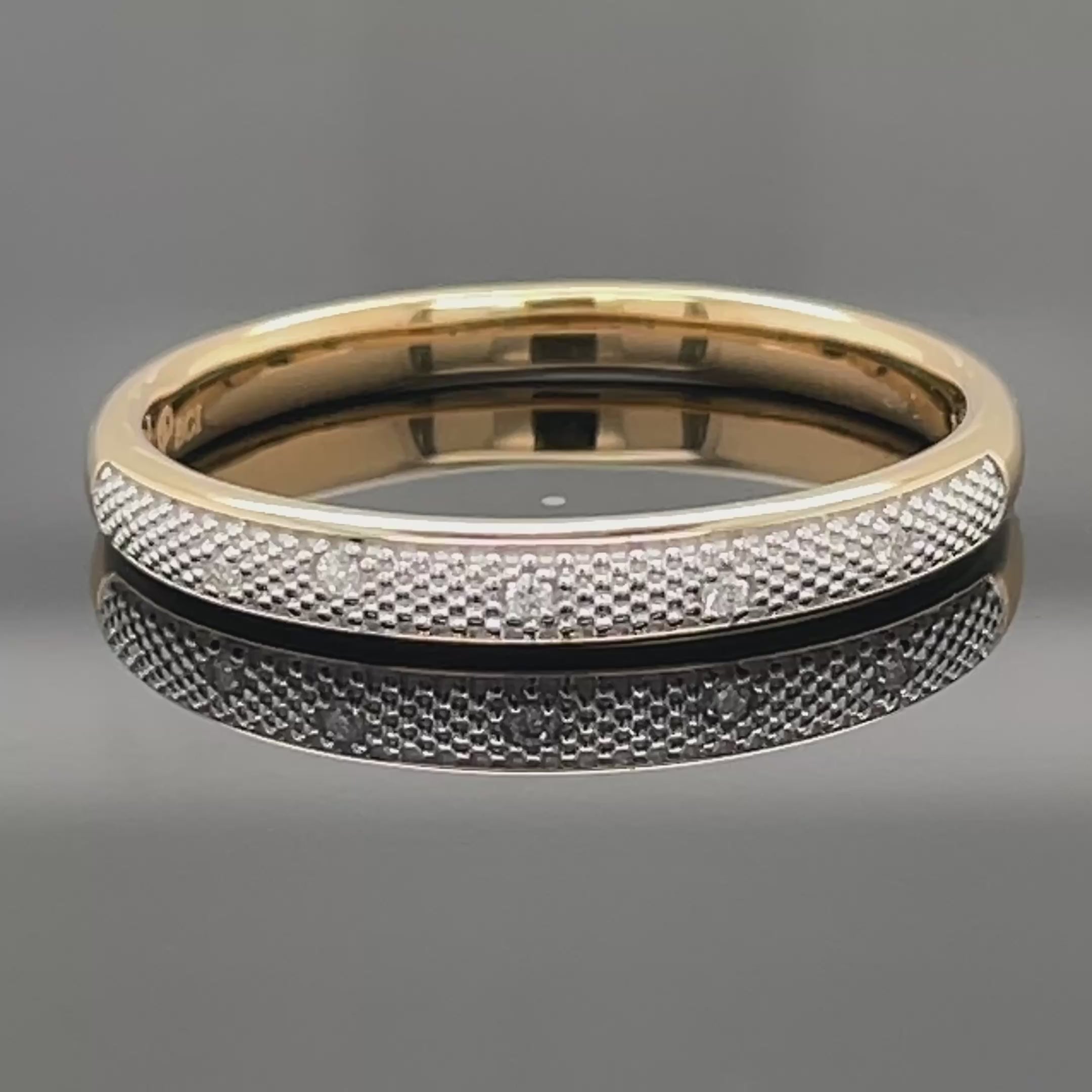 RING AUS 375/- GELBGOLD MIT BRILLANTEN SI  (GES. CA. 0,03 ct.)