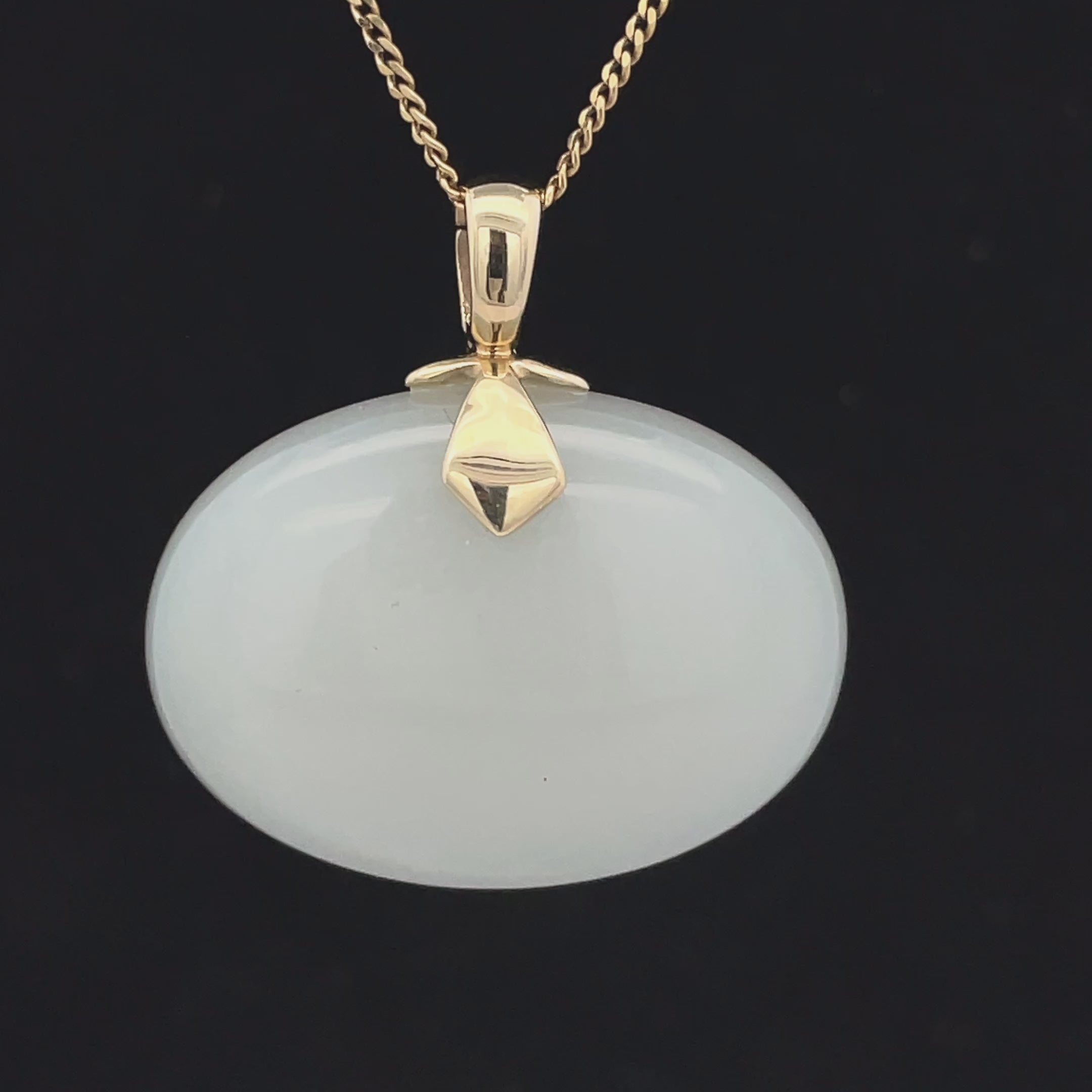 ANHÄNGER AUS 375/- GELBGOLD MIT MONDSTEIN (CA.29,0 ct.)