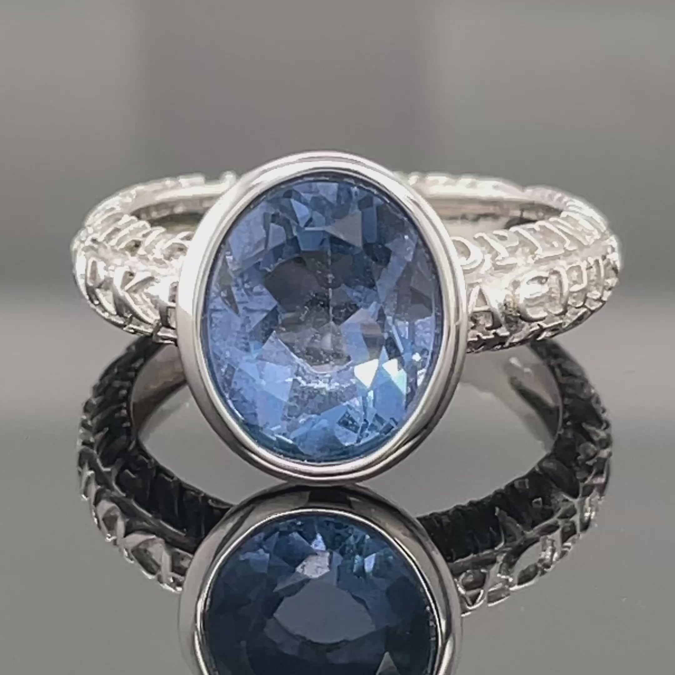 RING AUS 925/- SILBER RHODINIERT MIT FLUORIT (ca.2,63 ct.)