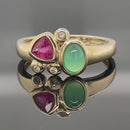 RING AUS 375/- GELBGOLD MIT CHRYSOPRAS, RUBELLIT & ZIRKON (GES.CA 0,62 ct.)