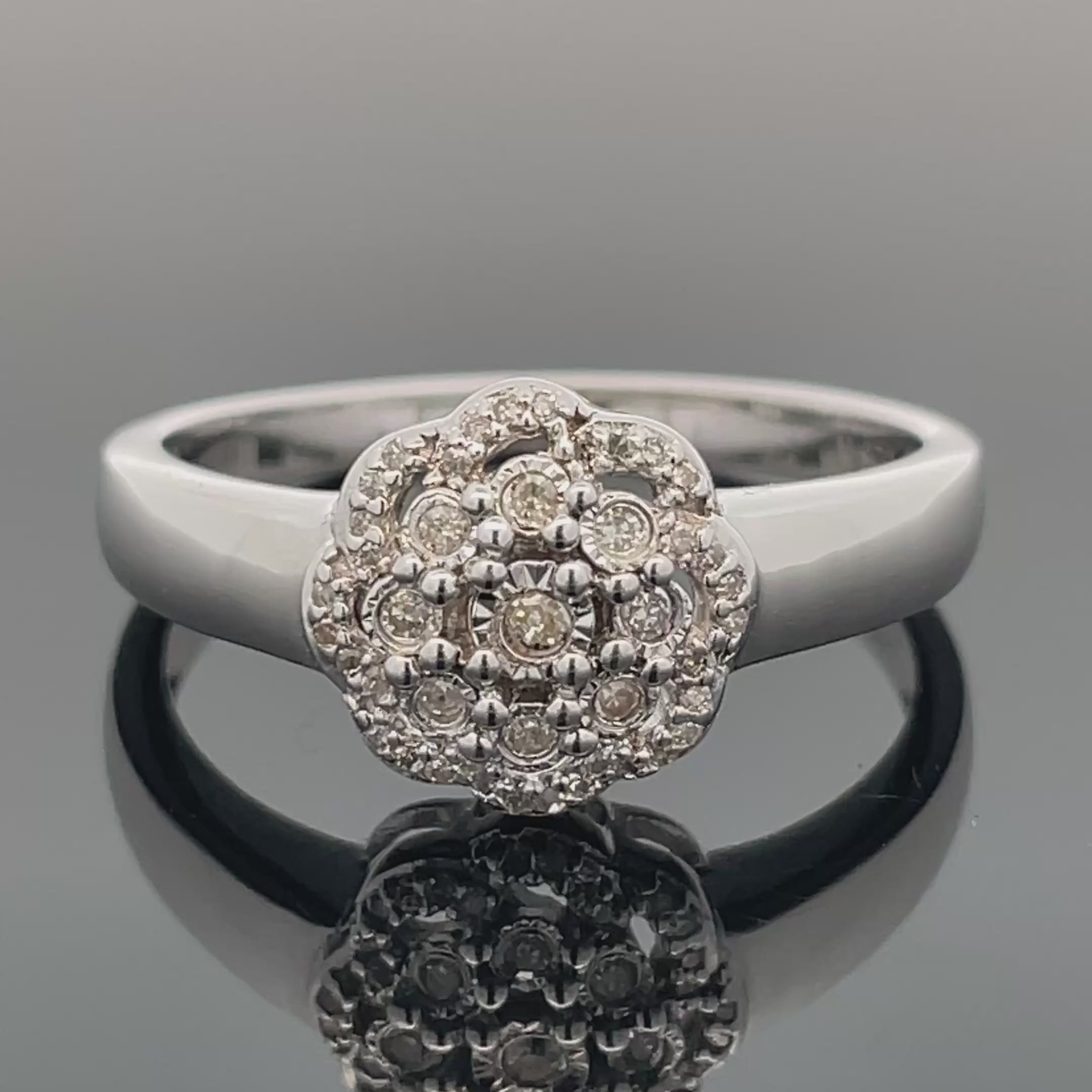 RING AUS 925/- SILBER RHODINIERT MIT DIAMANTEN (GES. CA. 0,15 ct.)
