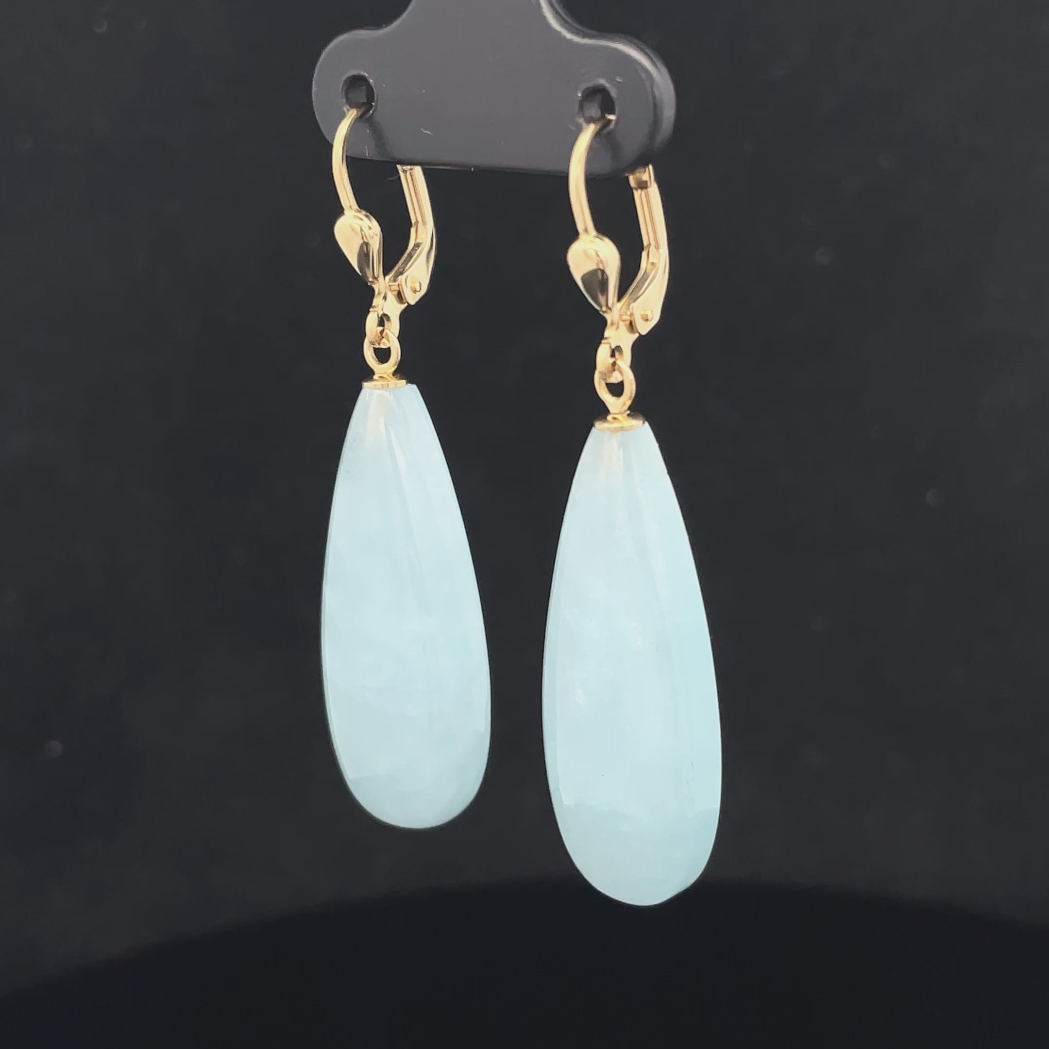 OHRHÄNGER AUS 375/- GELBGOLD MIT MILKY AQUAMARIN (GES.CA.30,0 ct.)