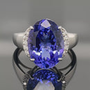 RING AUS 950/- PLATIN MIT TANSANIT AAAAA (CA. 7,00 ct.) & BRILLANTEN (GES.CA.0,10 ct.)