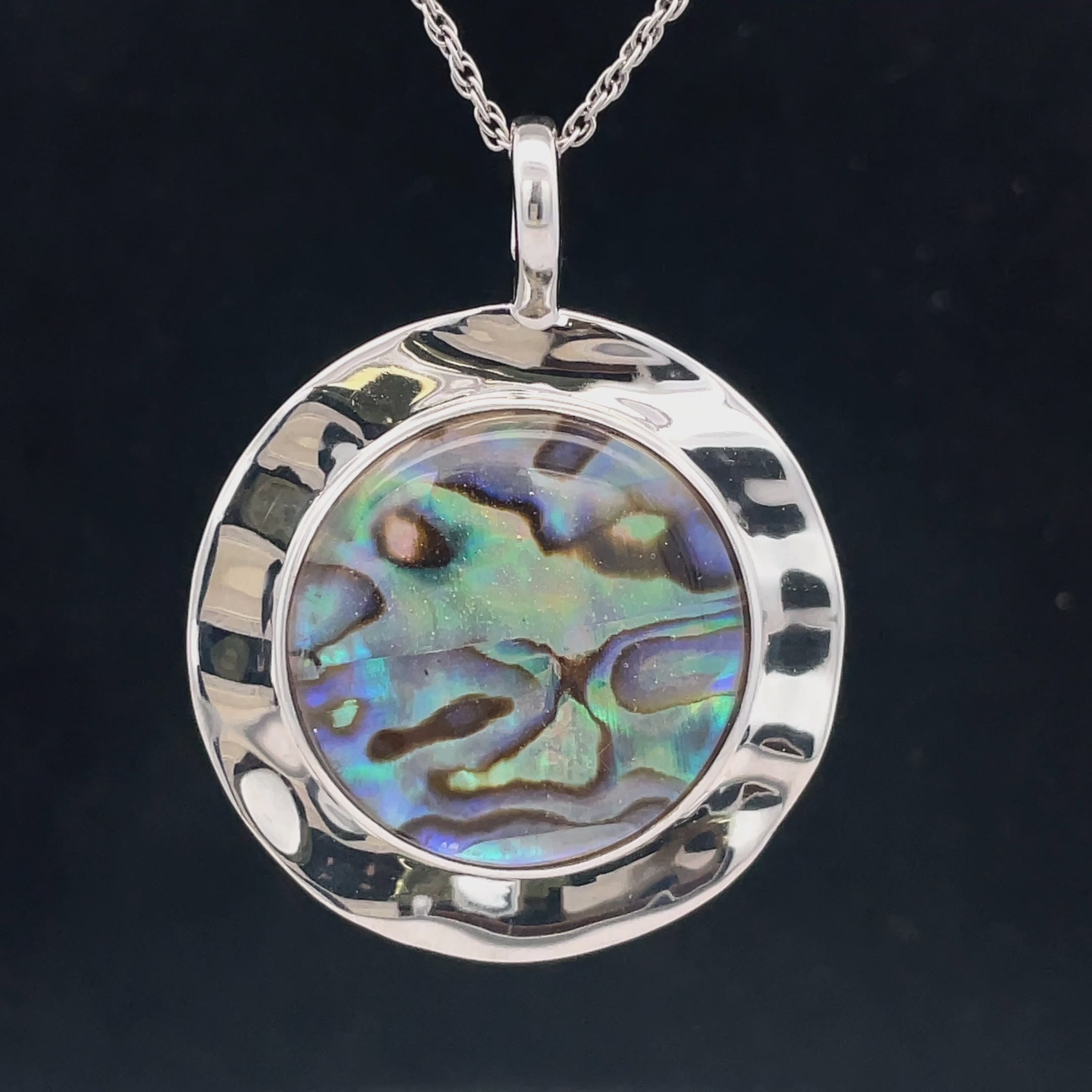 CLIP ANHÄNGER AUS 925/- SILBER RHODINIERT MIT ABALONE/BERGKRISTALL-DUBL. BEH.