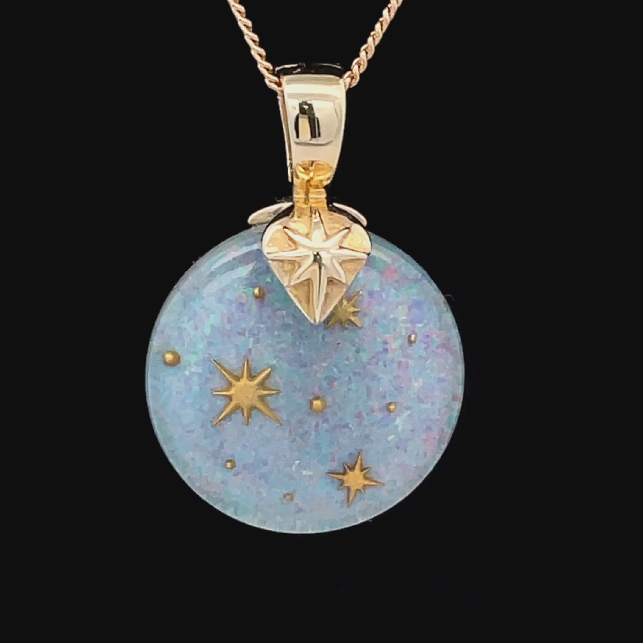 ANHÄNGER AUS 375/- GELBGOLD mit Opaltriplette (ca. 19,55 ct.)